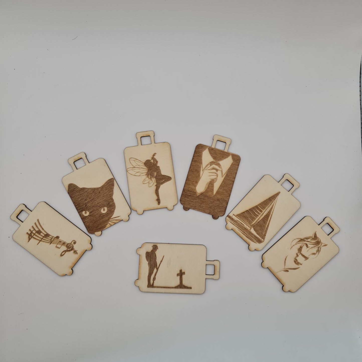 Large Personalised Luggage Tags (RECYCLED WOOD)